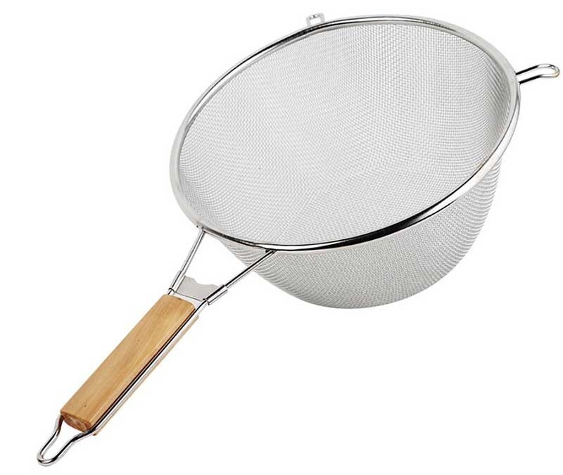 Сито нержавеющая сталь с деревянной ручкой 18 см Арт-0913