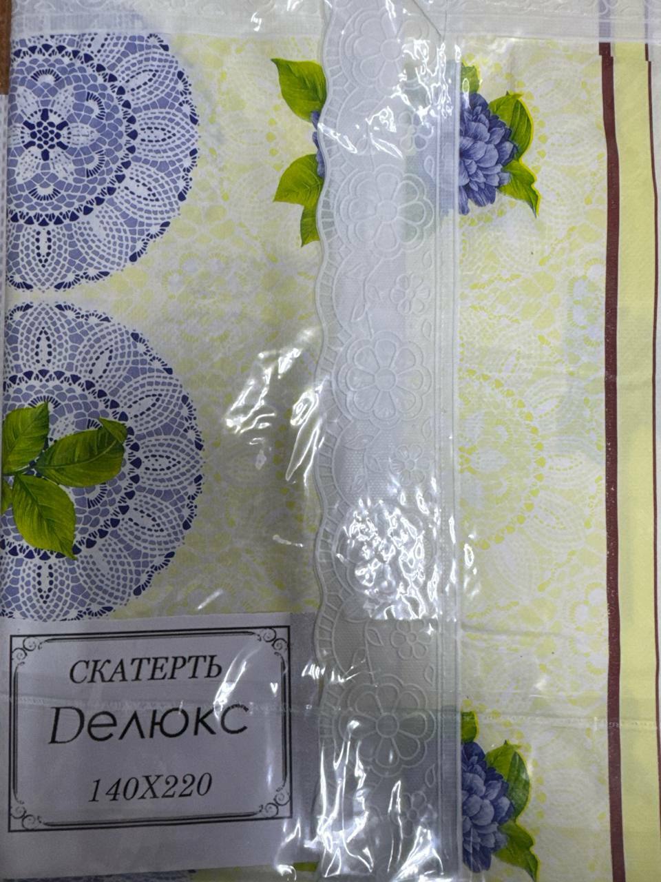Скатерть 140*220см "Делюкс"