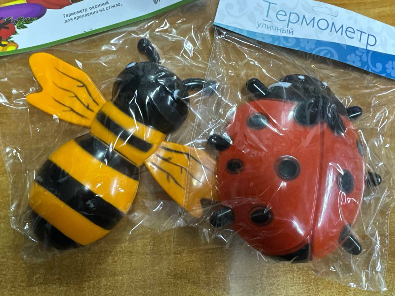 Термометр оконный на присосках Коровка/Лягушка/Пчелка