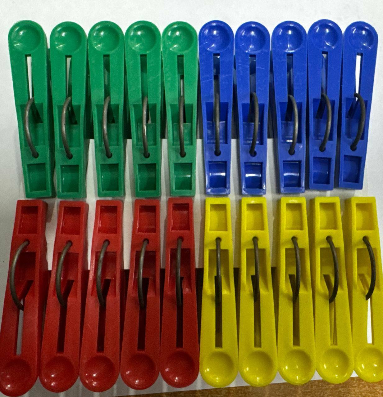 Прищепки пластик Макси 20шт разноцветные